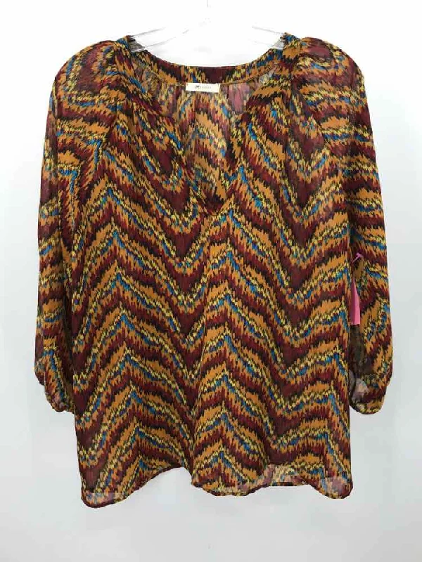 Pre-Owned Everly Red Size Medium Printed Blouse Casual Button Blouse