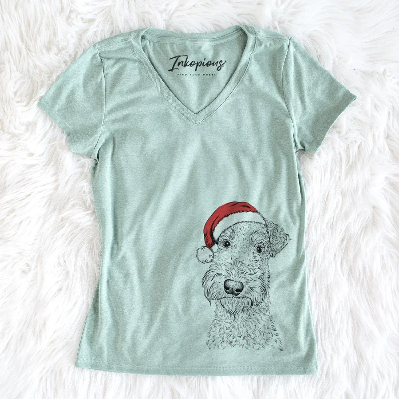 Santa Roc Haven Maggie May the Airedale Terrier - Women's Perfect V-neck Shirt-- Notch Collar Peter Pan Collar Cowl Neck Santa Roc Haven Maggie May the Airedale Terrier - Women's Perfect V-neck Shirt-- Notch Collar Peter Pan Collar Cowl Neck