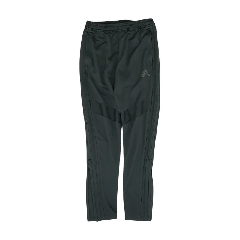 Black Solid Active Pants Classic Pleated Pants