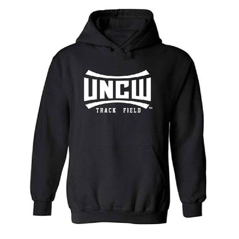 UNC Wilmington - NCAA Women's Track & Field : Ella Osada - Classic Shersey Hooded Sweatshirt Hoodie Jacket Zipper Layering