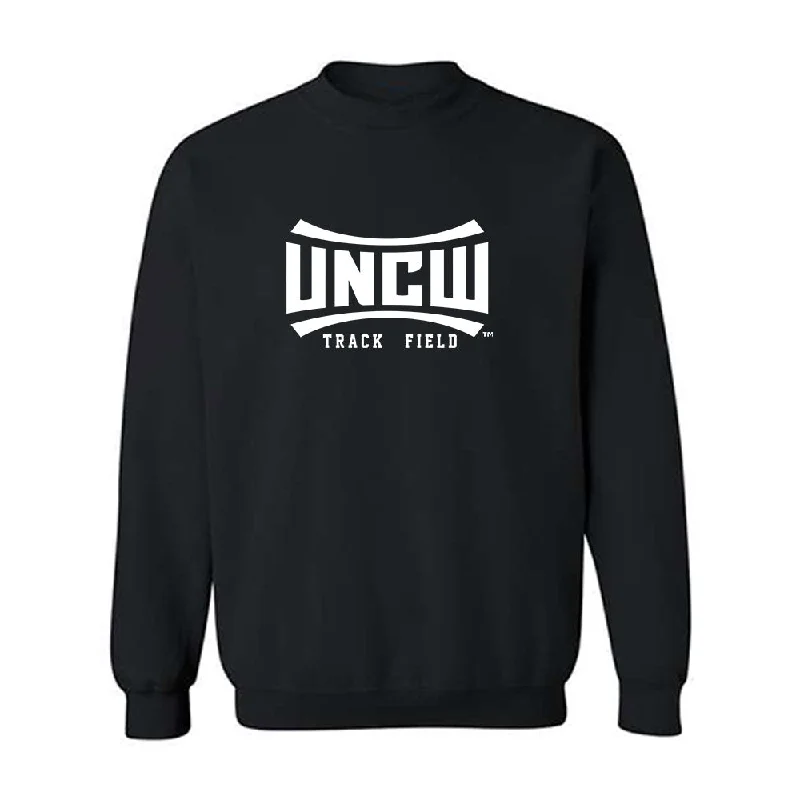 UNC Wilmington - NCAA Women's Track & Field : Ella Osada - Classic Shersey Crewneck Sweatshirt Hooded Sweatshirt Casual Wear Street Style