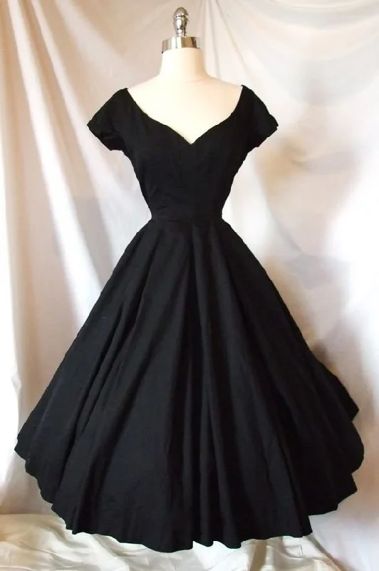 A-Line Black Satin Cocktail Party Dresses Homecoming Dress    cg13966 Crew Neckline Casual