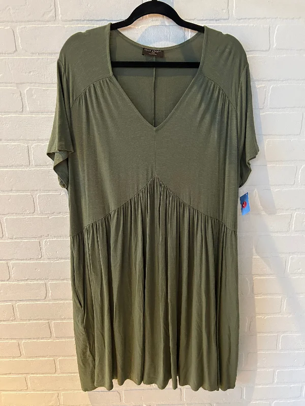 Dress Casual Short By Lane Bryant In Green, Size: 1x Tunics Chic fashionable