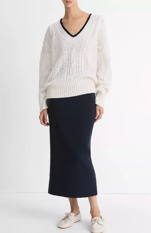 Oversized Cable-Knit Deep-V Sweater Machine Wash Dry Clean Hand Wash