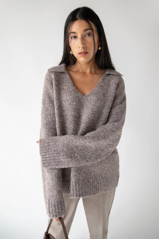 OVERSIZED COLLARED V-NECK SWEATER Layered Multi-layer Single Layer