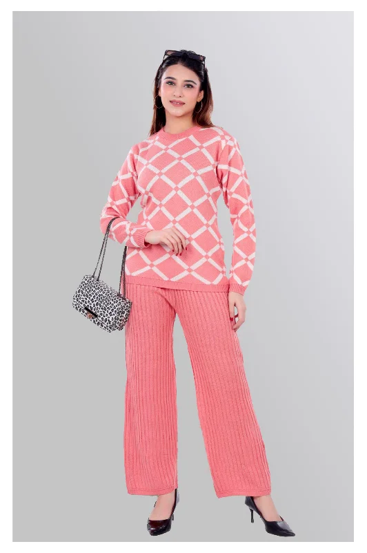 Elegant Coral Knitwear Set - Sweater and Wide-Leg Pants Striped Floral Plaid