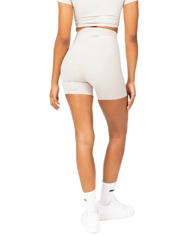 Aura Bonded Shorts - Oat Latte