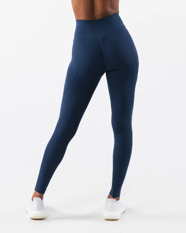 Aura Legging - Ink