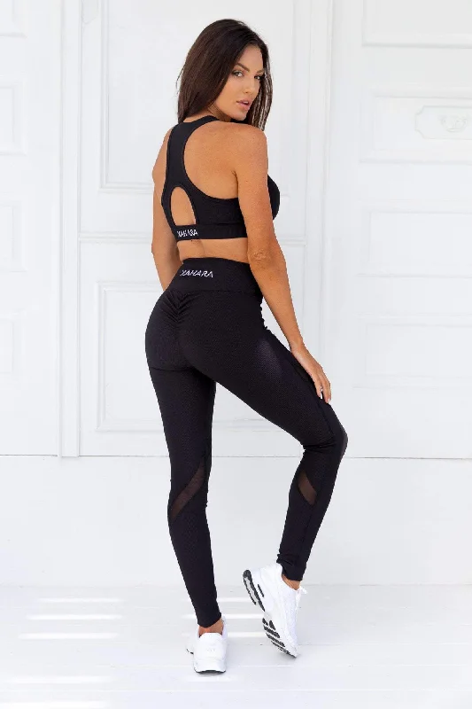 Knockout Black Ribbed Sports Bra