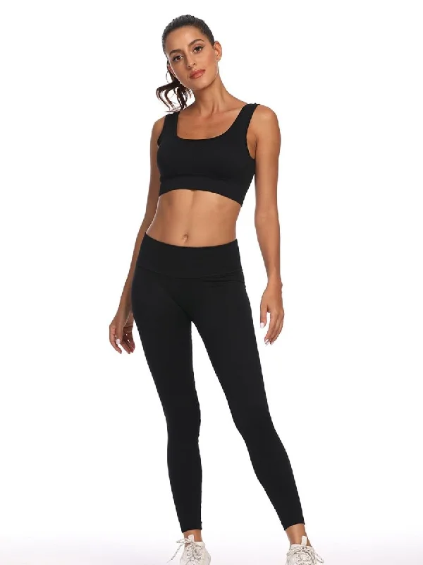 BLACK SEAMLESS SPORTS SET - 2 PIECE BRA & LEGGINGS