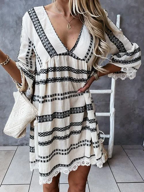 Print Lace Hem V Neck Mini Dress Chic Sleeveless Mini Dress